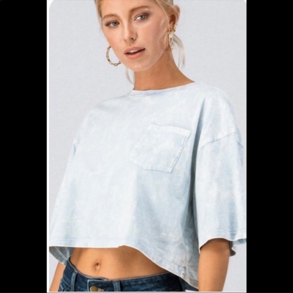 Double Zero Tops - ⭐️ 2/$40 ⭐️ Light Blue Mineral Wash Crop Top